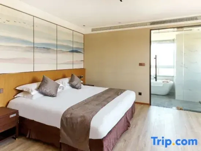 Presidential Triple Suite
