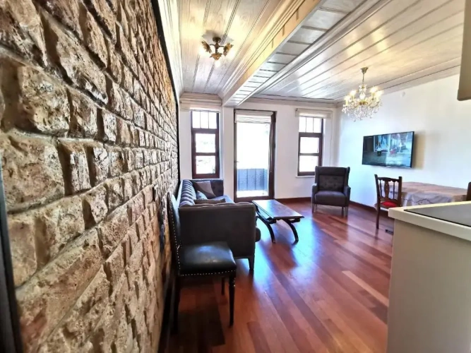 Apartment with balcony