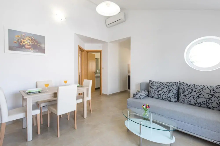 Apartments Nino