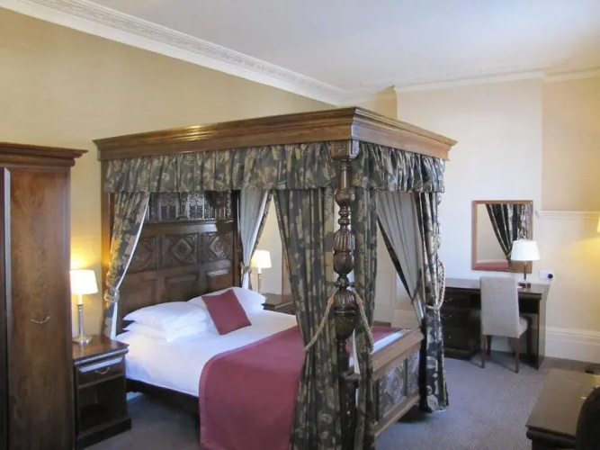 Kings Arms Hotel Westerham by Greene King Inns