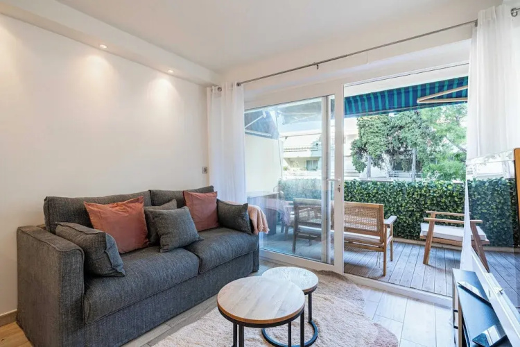 Renovated apt With Parking & Terrace - Palm Beach