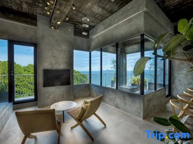 Twin Suite with ocean view