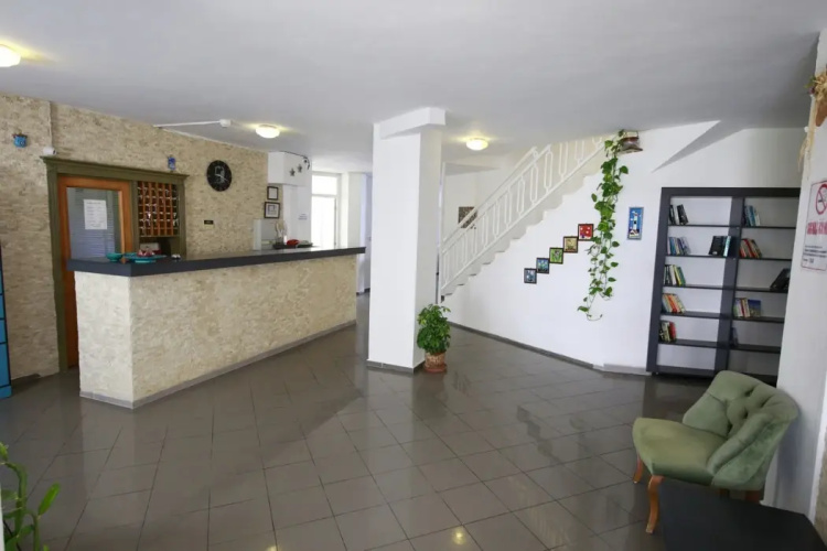 Zeybek Hotel