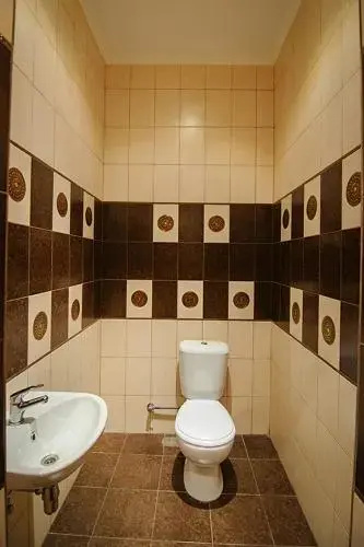 Apartment on brativ Rohatyntsiv 3