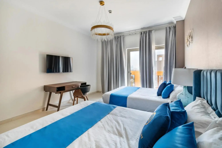 Bright 1bd 110m2 in Palm. Pool, Gym, Beach,Parking