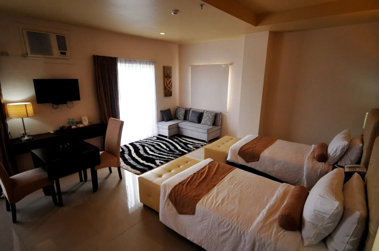 Sierra Hotel