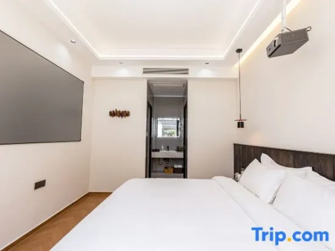 Standard Double room with view
