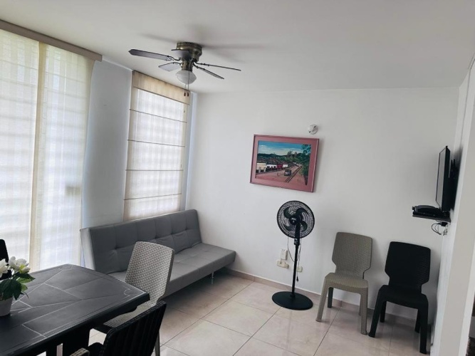 3 Bedrooms Apartment