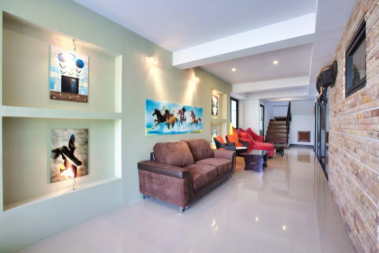 NB Sunrise Mountain Villa