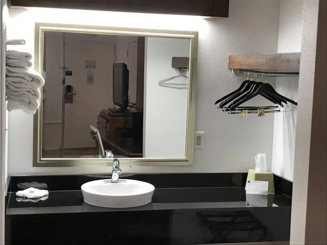 The Executive Inn