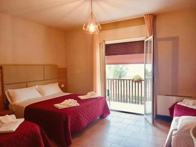 Standard Quadruple room with balcony
