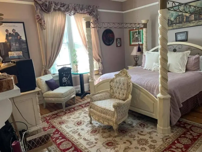 Standard Triple room