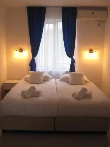 Guesthouse Evro Set