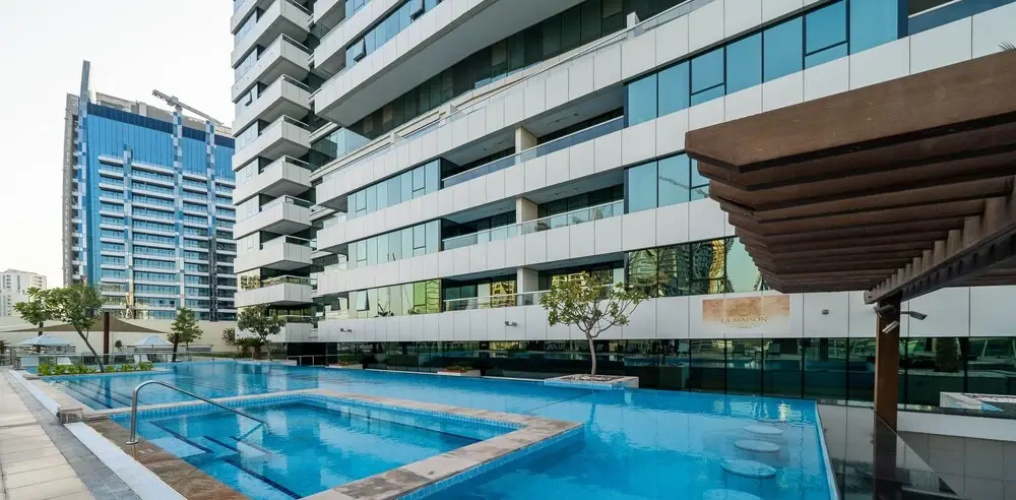KOHH – Studio in DAMAC Maison Canal Views