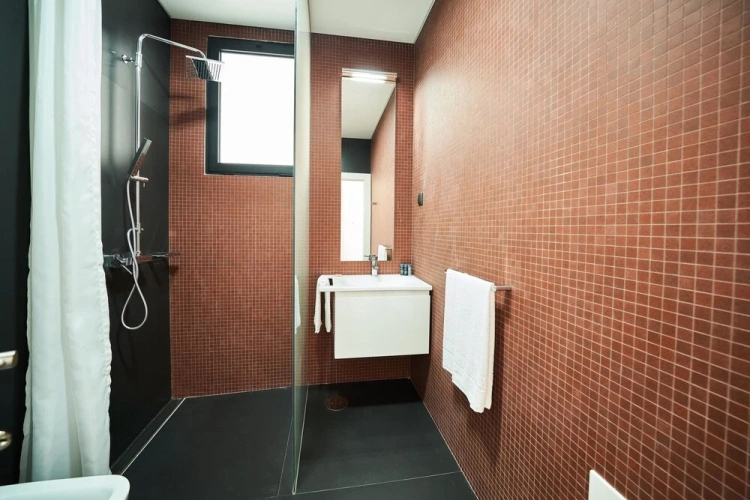4 Bedrooms Family Villa