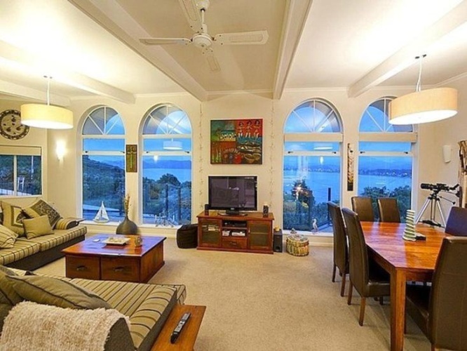 4 Bedrooms Cottage