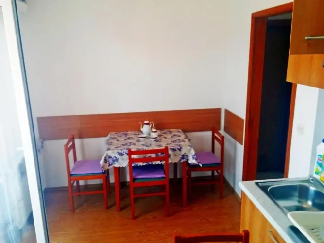 1 Bedroom Apartment with balcony and with garden view