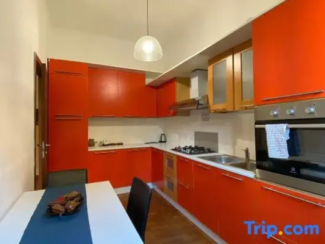 Roma 2 Apartment - THE V Collection