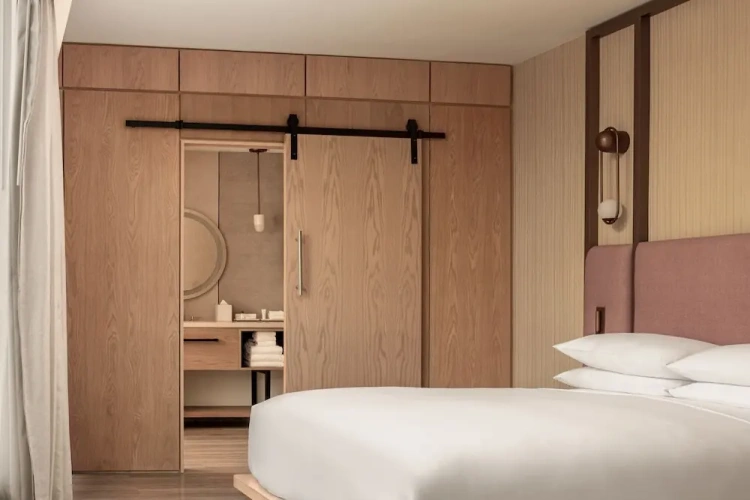 1 Bedroom Basement Suite with balcony and with city view