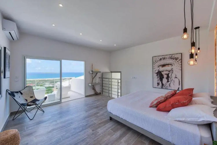 Dream Villa Orient Bay 566