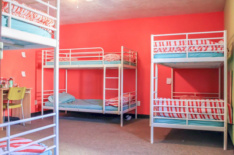 ITH Zoo Hostel San Diego