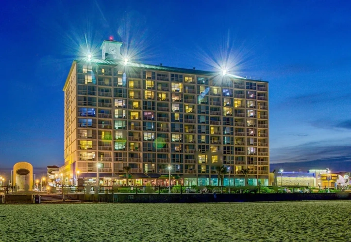 1 Bedroom Suite with balcony and with ocean view