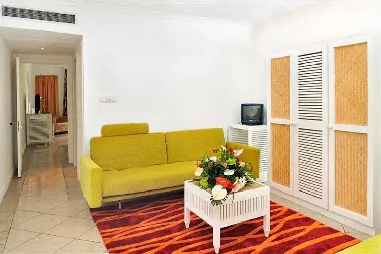Mornea Hotel