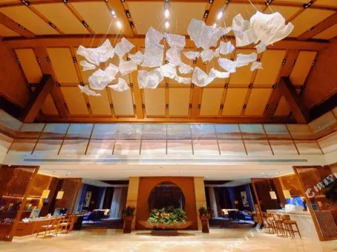 The Lucid Resort Deqing