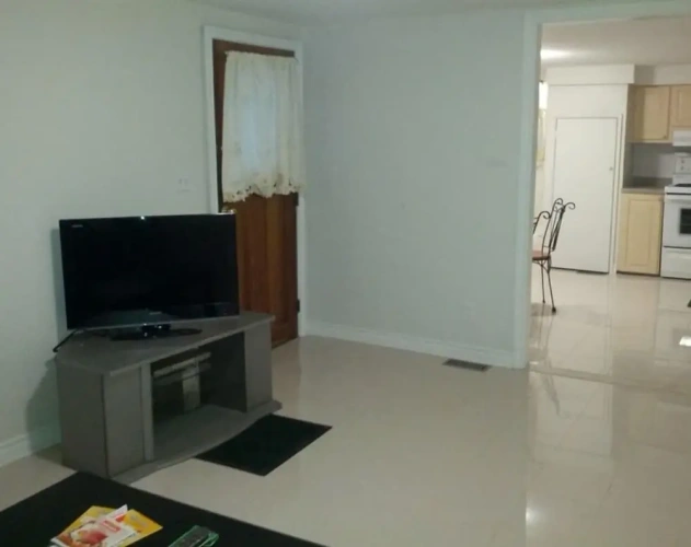 3 Bedrooms Cottage