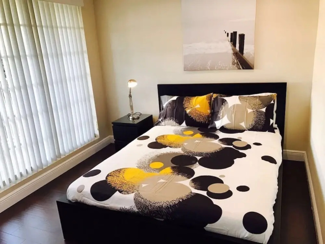 4BR Townhouse 320 by Ideal Experience VR