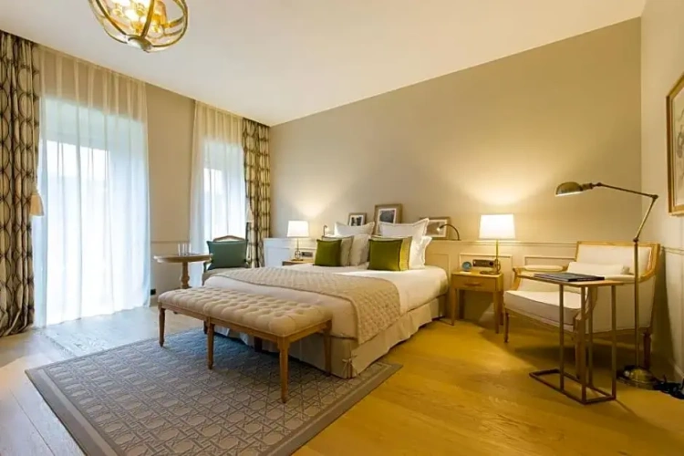 Deluxe Double Suite