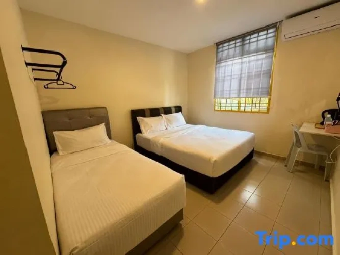 Deluxe Triple room