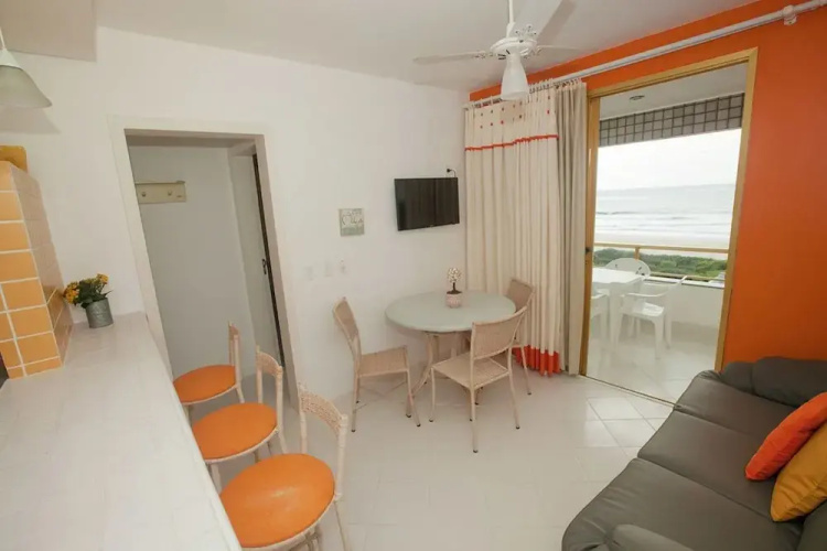 Entremares Residence