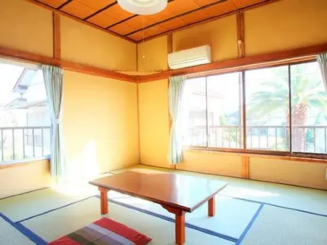 Bayside Inn Gonbei