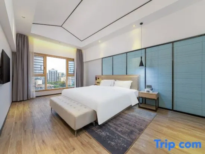 1 Bedroom Deluxe Suite