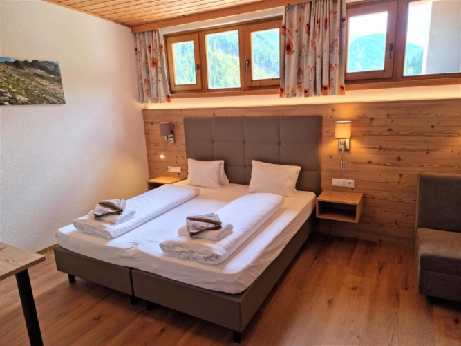 Standard Double room with balcony
