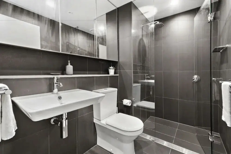 ABIGAIL, 2BDR Docklands Apartment