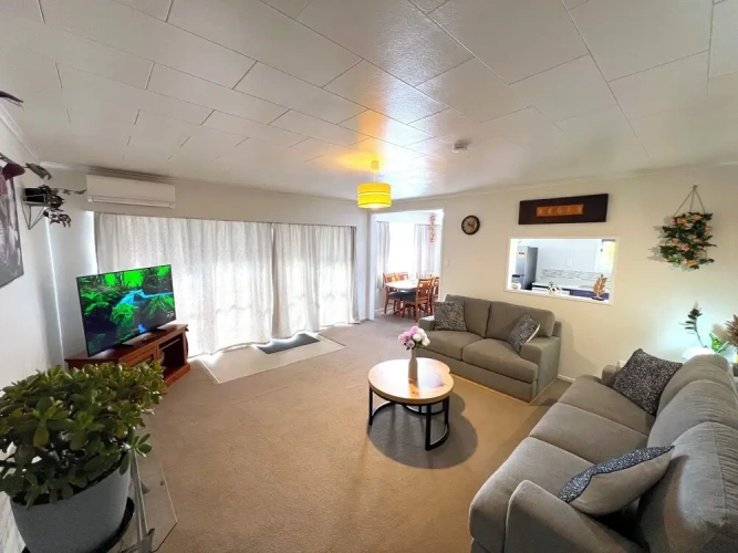 Superior Cottage