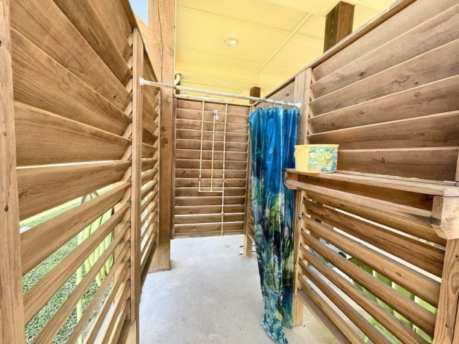 3 Bedrooms Cottage