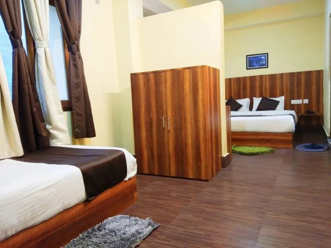Goroomgo Aurora Gangtok