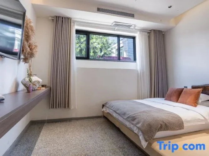 Deluxe Family Suite
