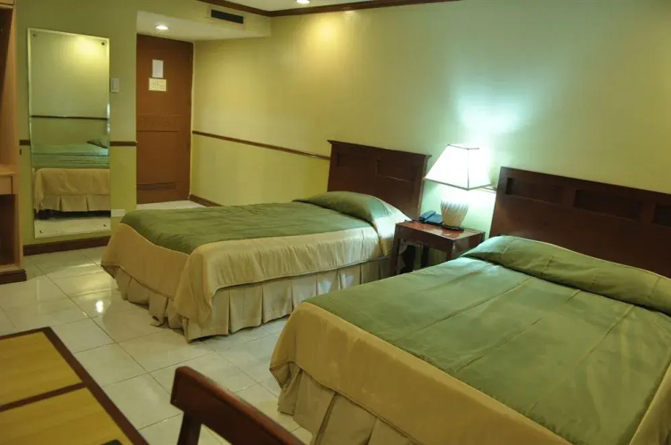 Garden Plaza Suites