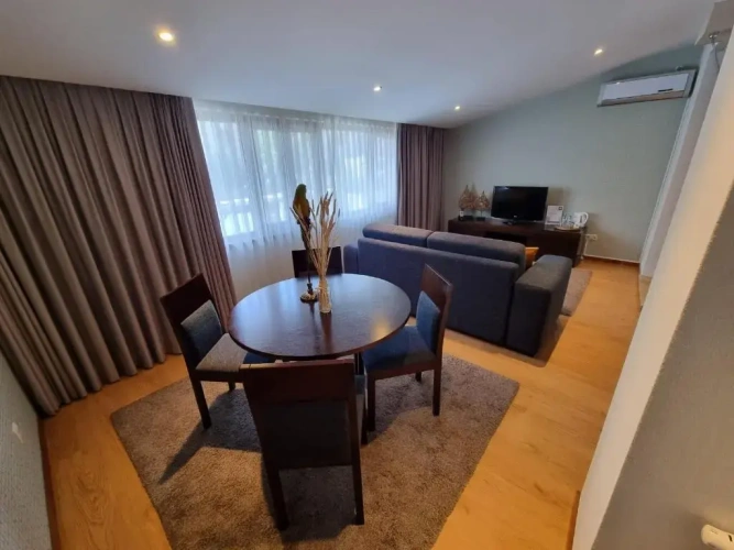 Suite with view