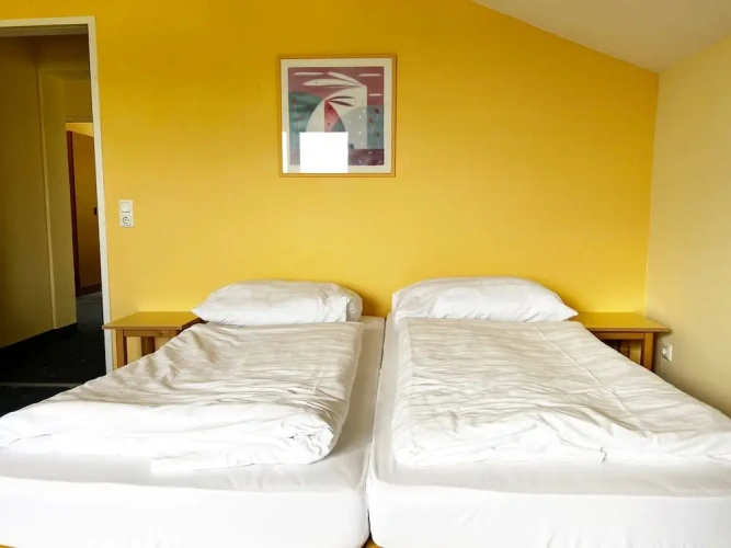 2 Bedrooms Comfort room