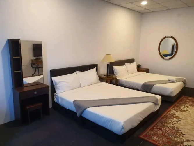 Quadruple Suite