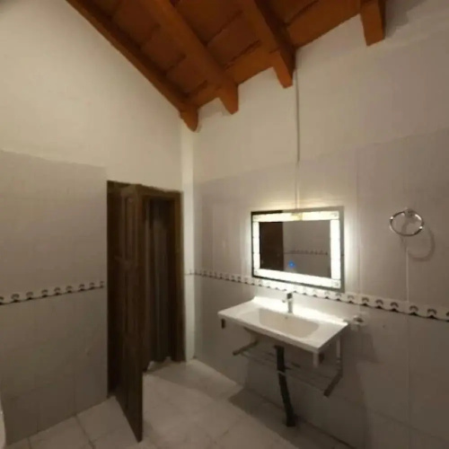 Misty Peaks Resort