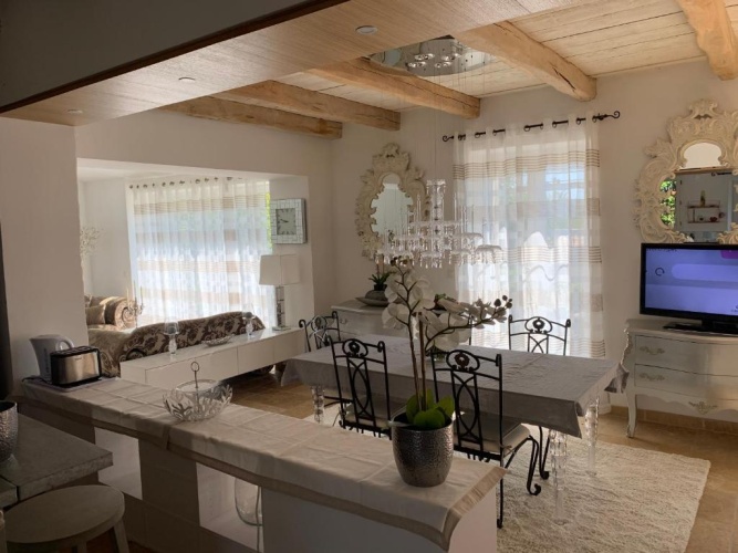 Deluxe Double Suite