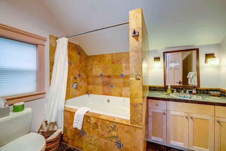 Luxury Suite with balcony and with garden view
