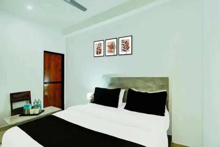 Hotel Aditya Inn