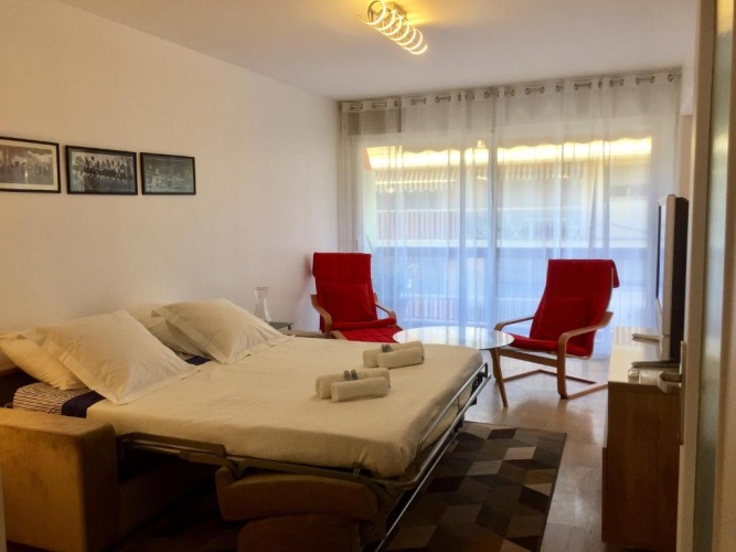 Deluxe Apartment